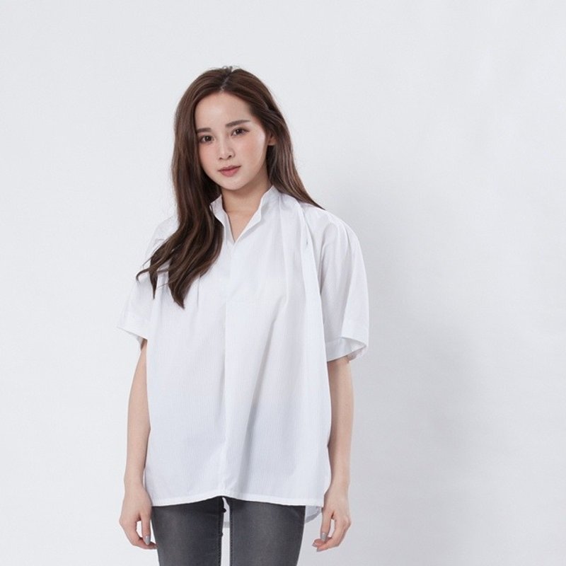 Manda 蔓塔寬版上衣/白直條 - 女装上衣 - 棉．麻 白色