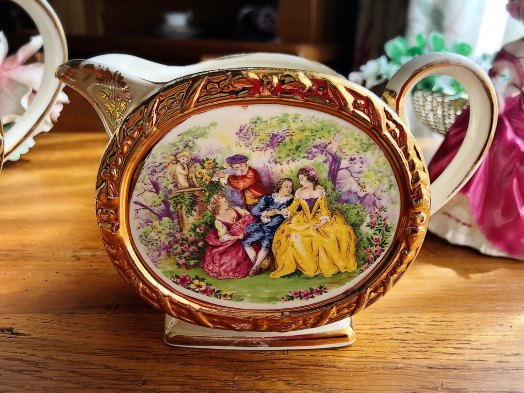 英国制Vintage Sadler 重金谈情说爱立体蝴蝶结骨瓷奶壶 - 茶具/茶杯 - 瓷 金色