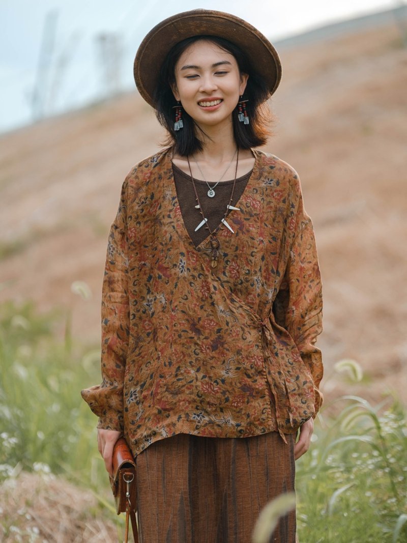 相逢 苧麻印花系帶開衫防曬衫 輕薄襯衫上衣 - 女装衬衫 - 棉．麻 咖啡色
