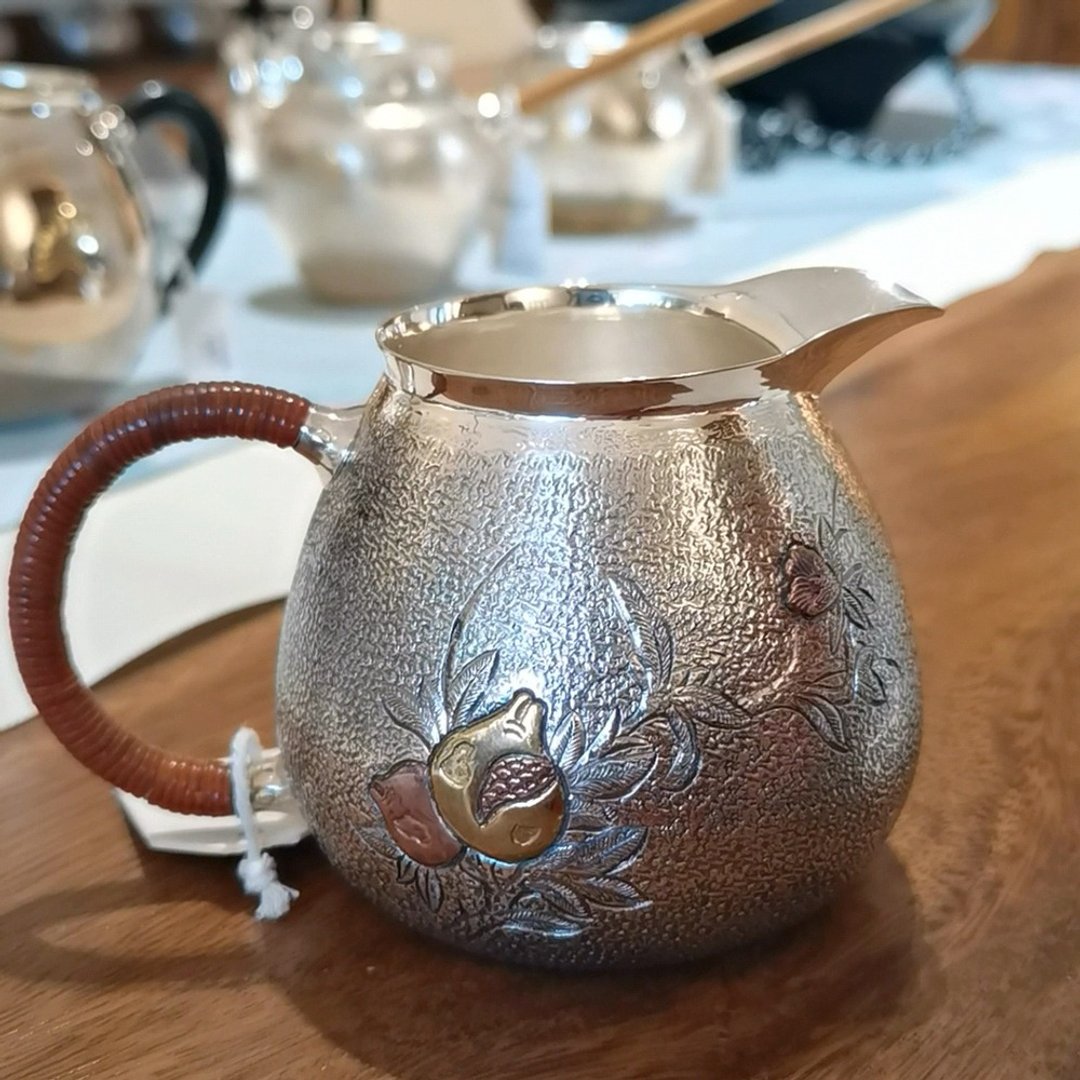 尚帧品 石榴纯银公道杯 银茶海 纯银9999纯手工 200cc - 茶具/茶杯 - 纯银 