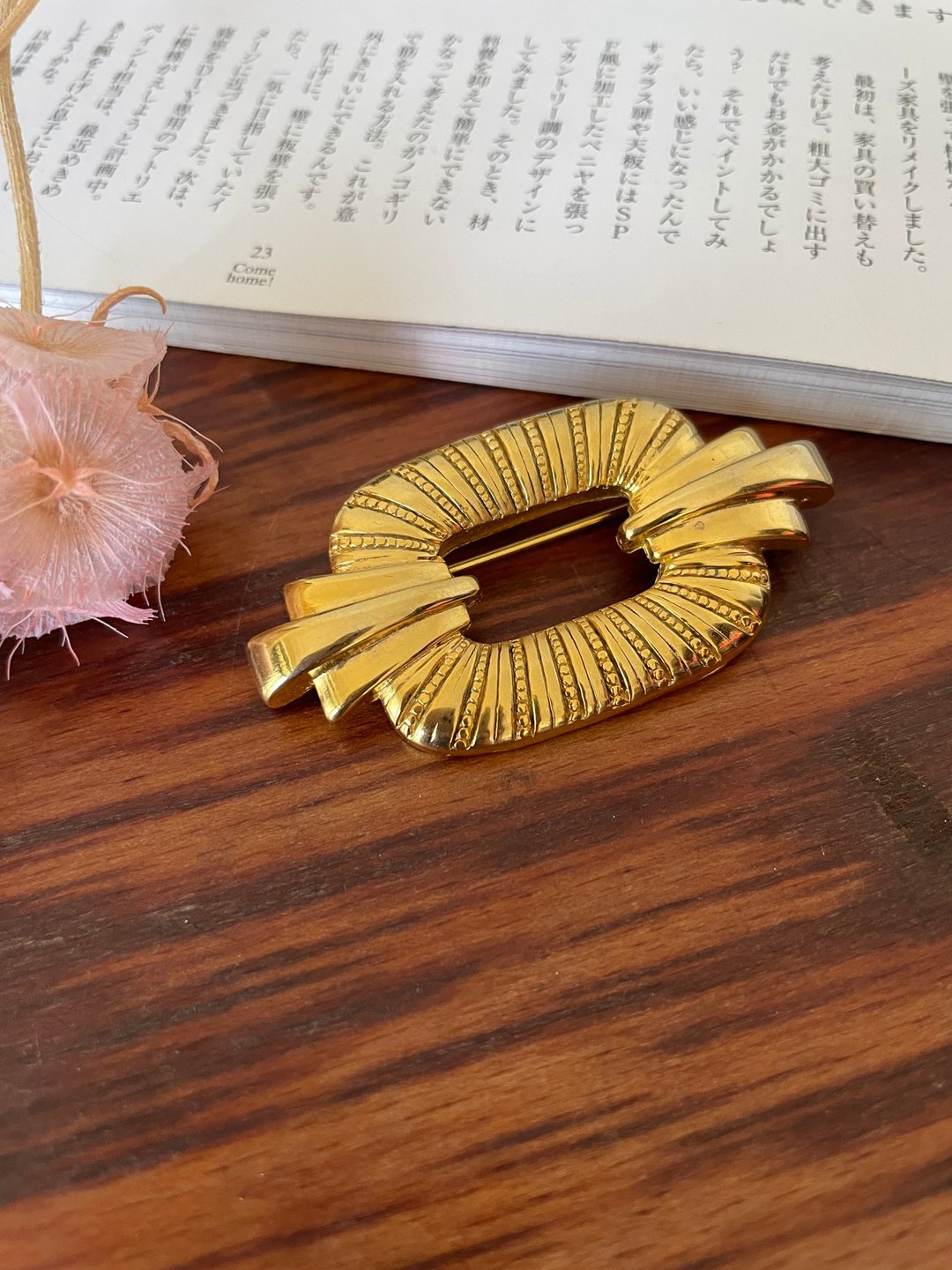 金银宝贝古董金色ART DECO 几何盾牌别针胸针 34 - 胸针 - 其他金属 金色