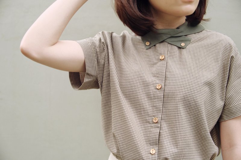 十字领上衣-绿色 - 女装上衣 - 棉．麻 绿色