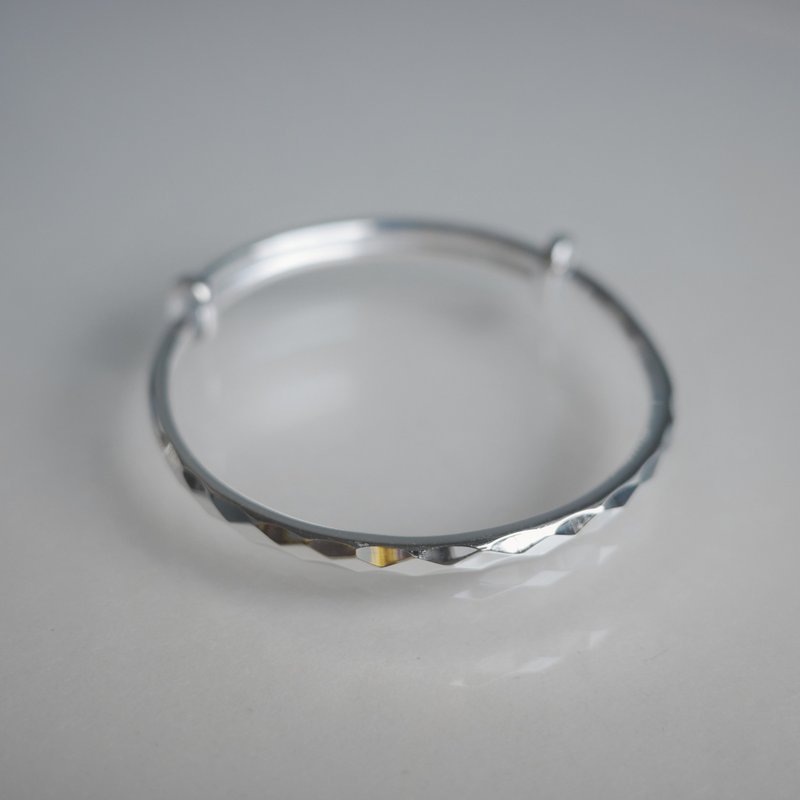 999纯银 菱角切面baby手镯 儿童手镯 周岁礼物 婴儿饰品 弥月礼物 - 婴儿饰品 - 纯银 银色