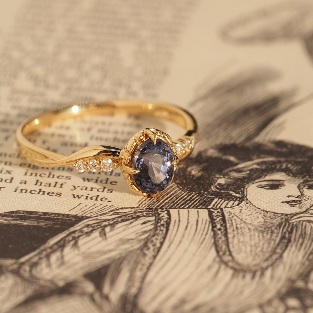 18K金蓝色尖晶石金色扭纹戒指18K GoldThe Blue Spinel Golden Tw - 戒指 - 贵金属 