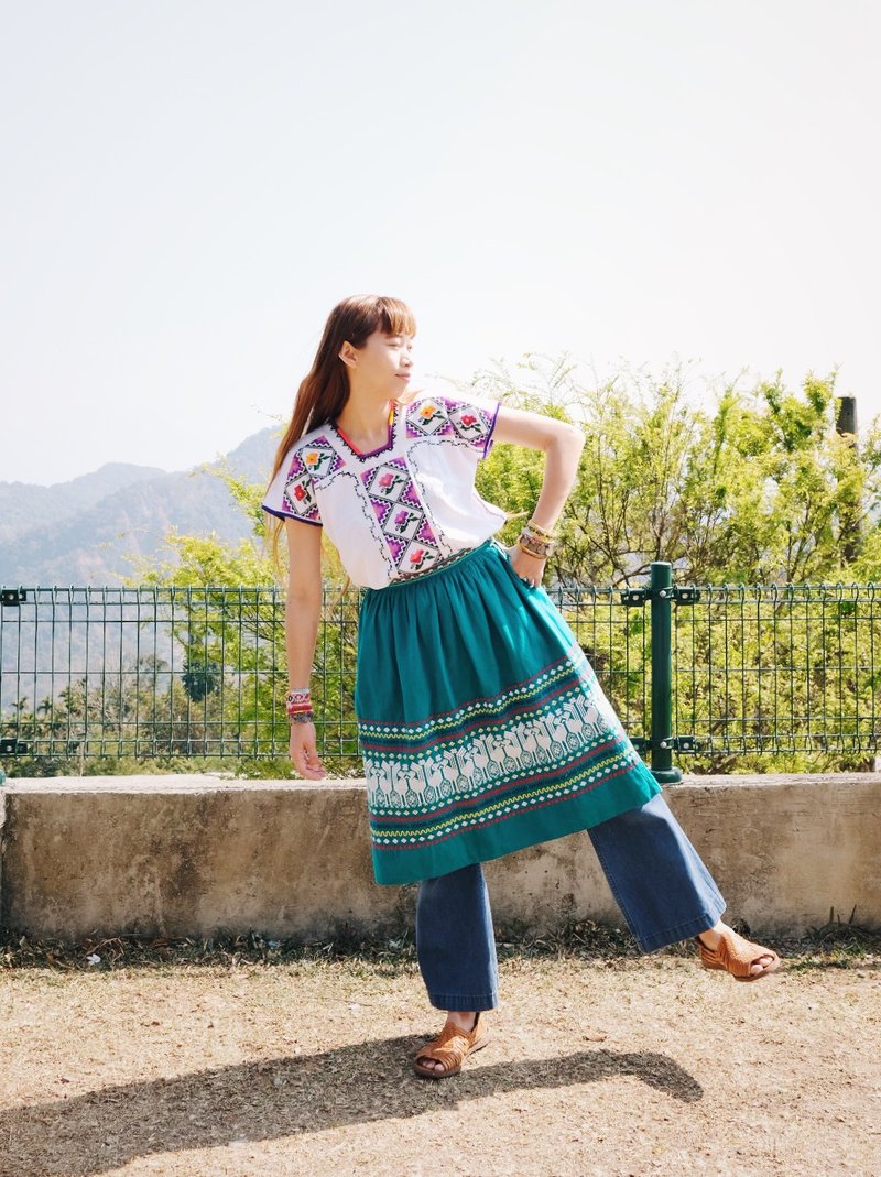 Vintage 危地马拉手工刺绣半身裙 - 裙子 - 棉．麻 