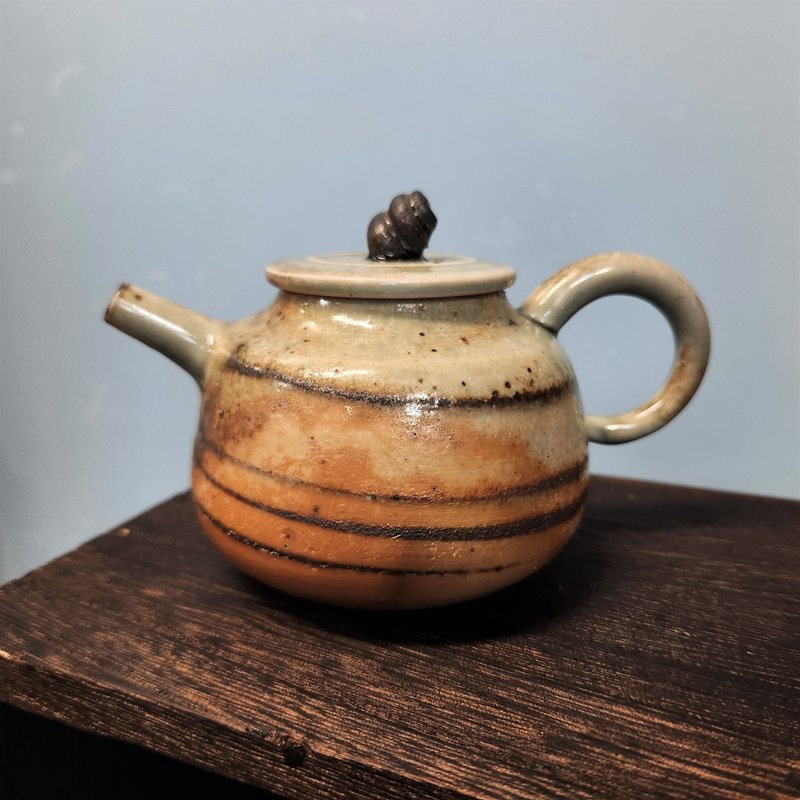 柴烧瓷土 / 绞泥茶壶 - 茶具/茶杯 - 陶 黑色