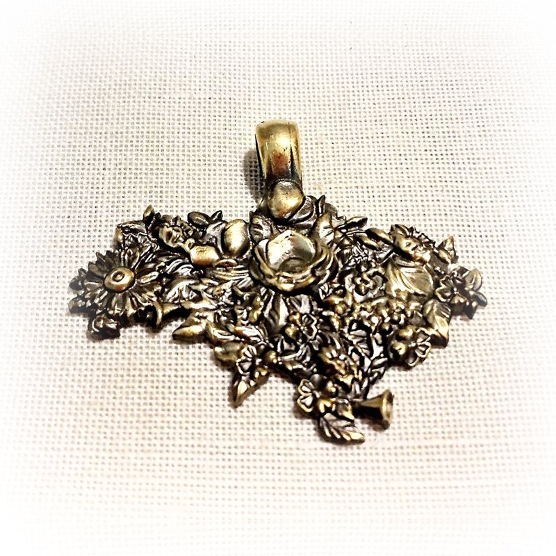 乌克兰地图项链吊坠，乌克兰地图珠宝吊饰，手工黄铜地图 - 吊饰 - 铜/黄铜 金色