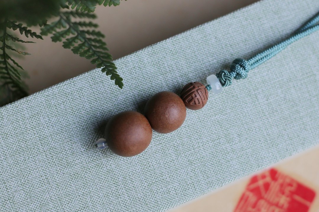 壹染指香品 | 香珠挂饰 | 福字珠 手搓素珠 | 一物一图 - 吊饰 - 植物．花 绿色