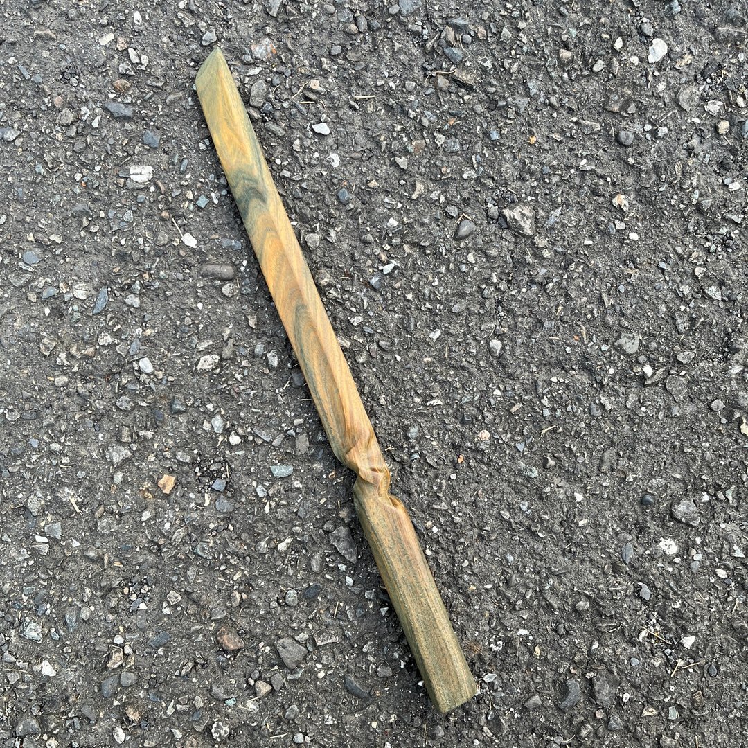 我贩剑　妖刀　山崎狂三　绿檀收藏艺品　木刀　匕首　魔剑纸镇 - 摆饰 - 木头 绿色