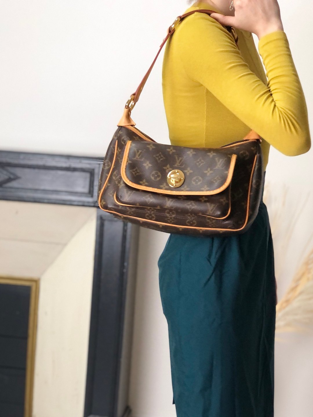 【日本直送 名牌古着包】LOUIS VUITTON Monogram 侧背包 棕色 转扣 Tikal GM 半月形肩背包 tah25n - 侧背包/斜挎包 - 防水材质 咖啡色