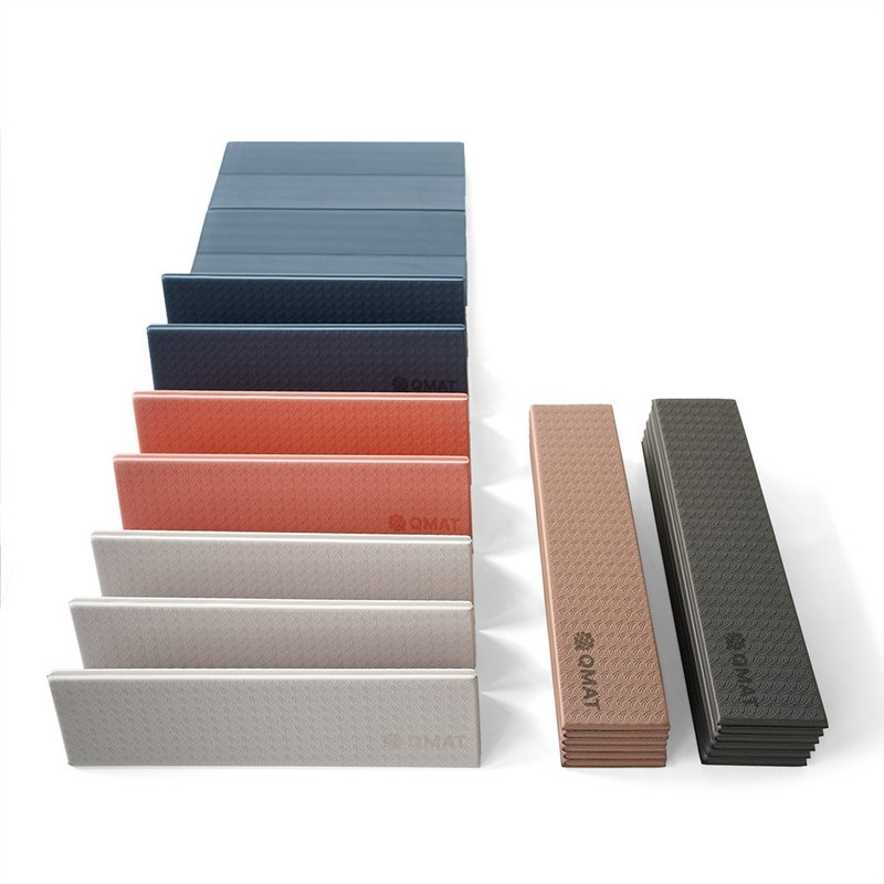 【QMAT】8mm折叠瑜珈垫 (十二折垫) 60*180cm 台湾制 - 瑜珈垫 - 其他材质 多色