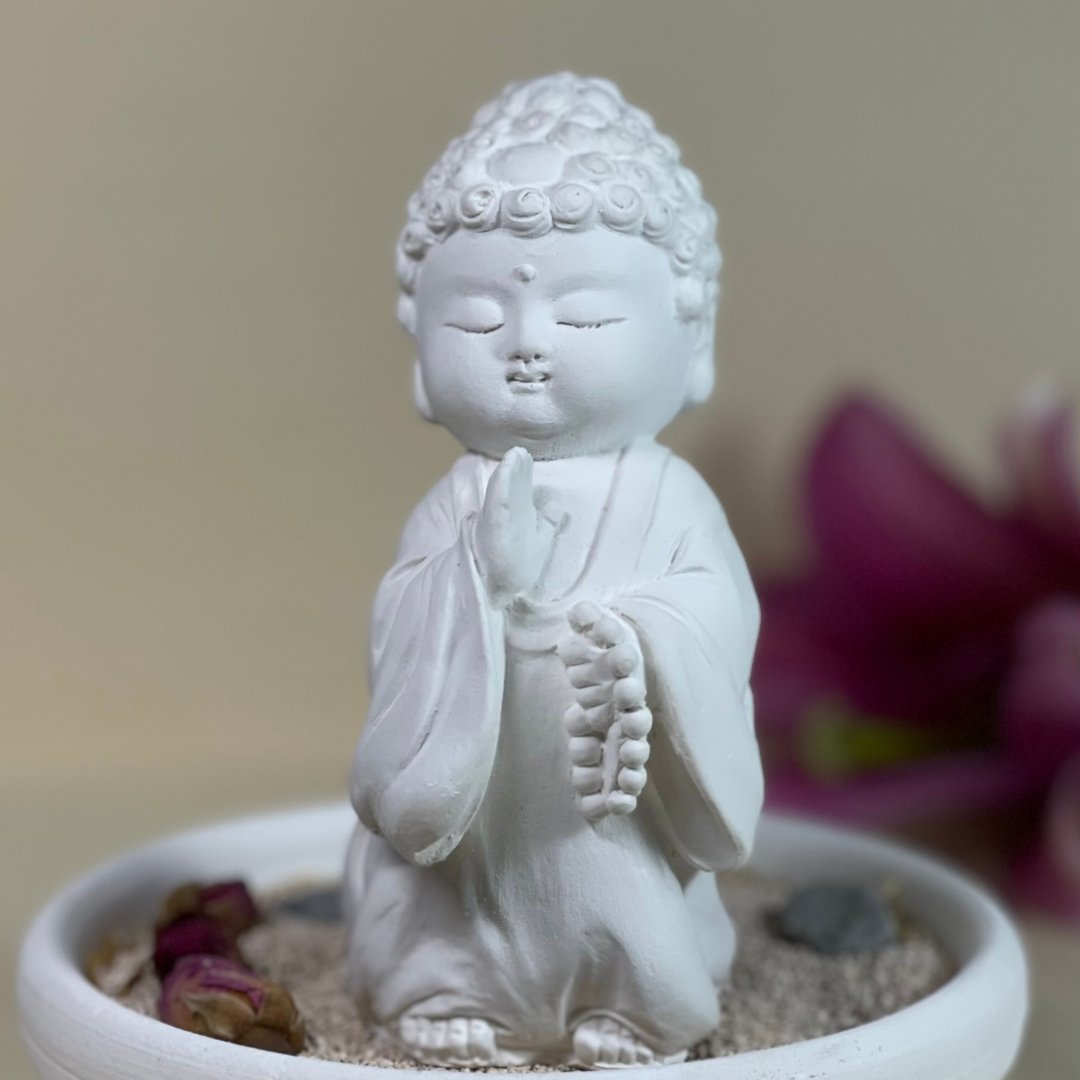 佛像摆饰 净念吉祥小佛之初心 中盘套组 佛 公仔 宗教 开运 - 香薰/精油/线香 - 水泥 灰色