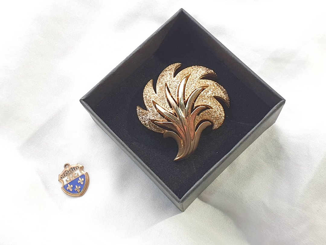 【美国带回 西洋古董饰品】美国品牌Trifari 欧式胸针 火焰之树 - 胸针 - 其他金属 