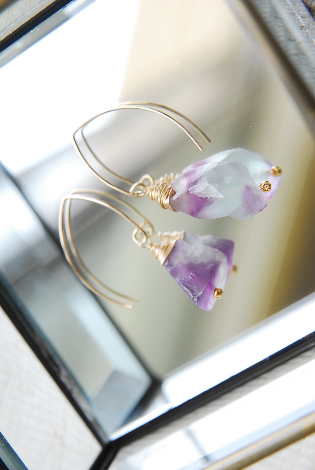 Rough rock fluorite marquise hook earrings no.2 14kgf - 耳环/耳夹 - 半宝石 绿色