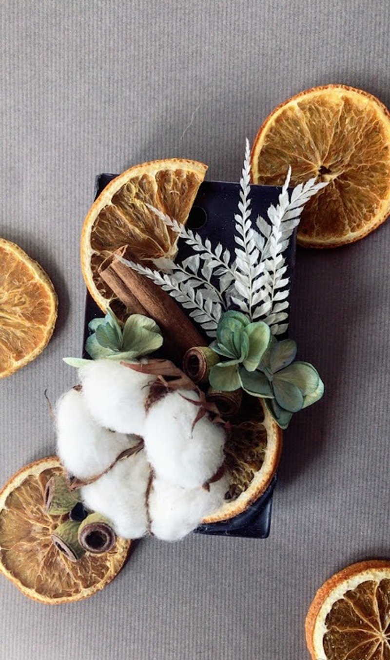 竹炭木棉香砖/礼物/居家摆饰/香氛 - 香薰/精油/线香 - 蜡 黑色