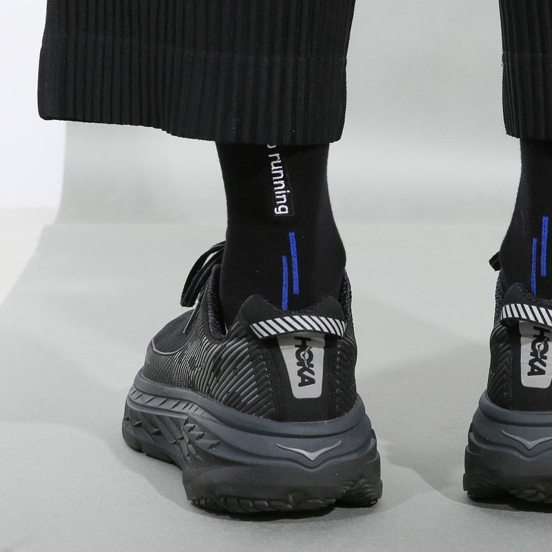 keep running 黑色 中性袜子 - 袜子 - 棉．麻 黑色