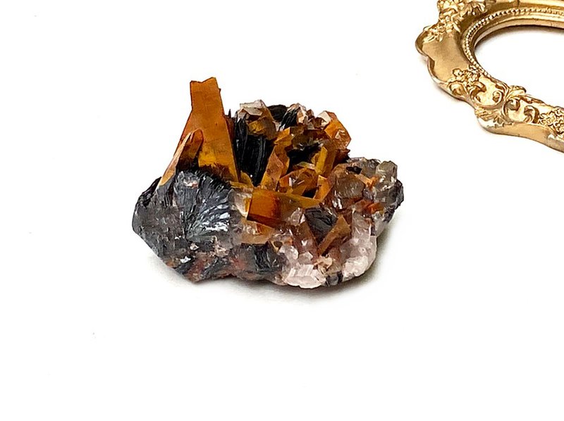 天然原矿镜铁矿共生老矿黄皮白水晶簇及白水晶 办公室 居家 疗愈 - 其他 - 水晶 多色