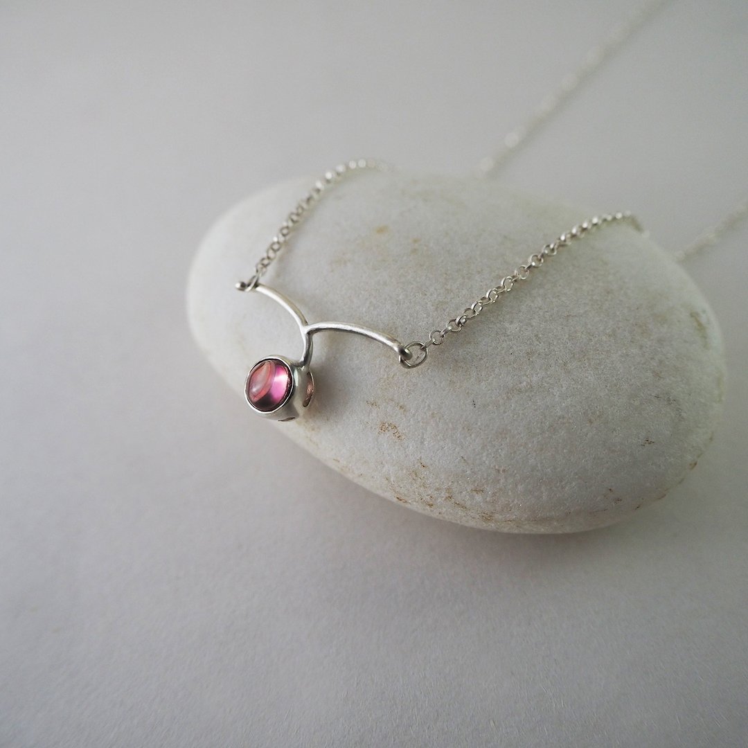 fly Tourmaline necklace_飞翔碧玺项链 925银 限量 设计师 珠宝 - 项链 - 半宝石 粉红色