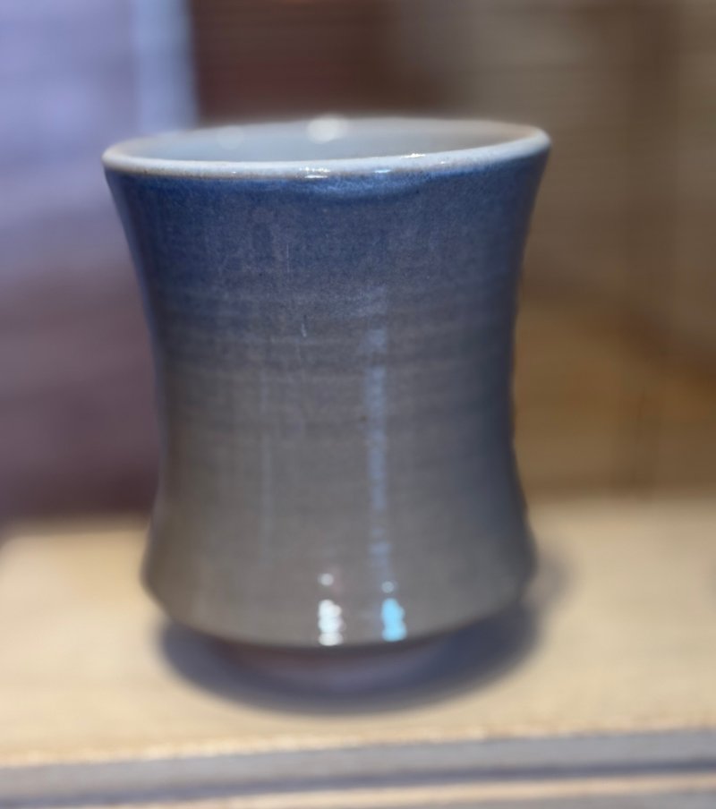 青影杯 手拉胚釉彩杯 - 咖啡杯/马克杯 - 陶 
