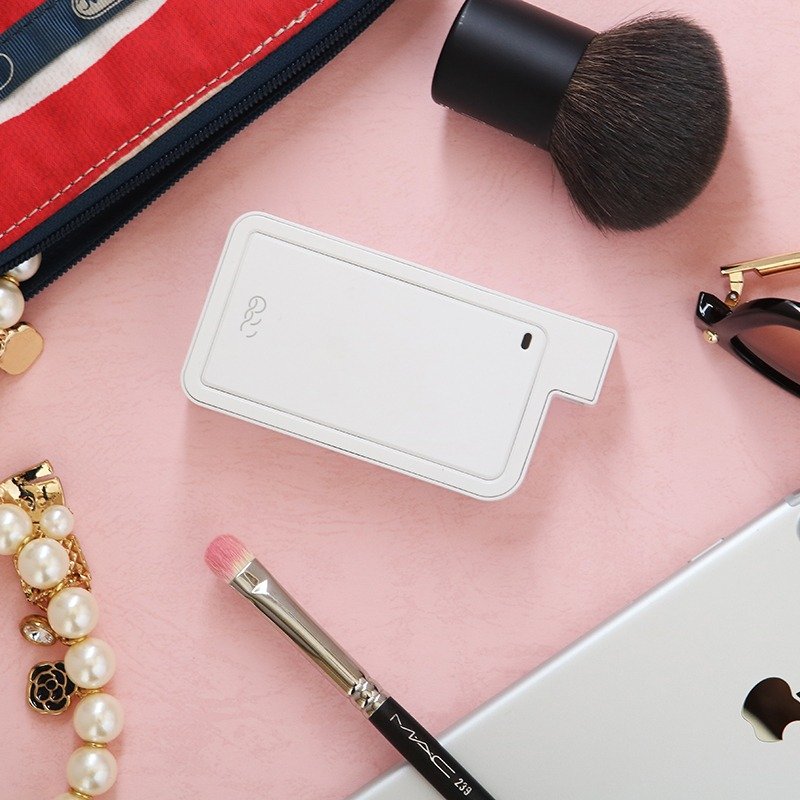 Q-SWAP 随身电源 10400 - 白色 - 充电宝/传输线 - 塑料 白色