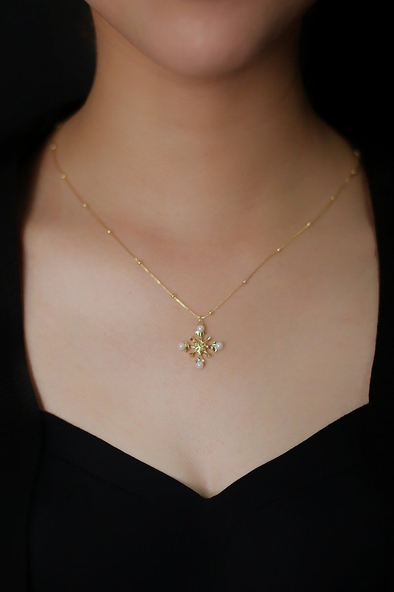 希缪原创设计 新品上新 塔物系列 命运之轮塔罗牌指引针锁骨链 - 项链 - 铜/黄铜 金色