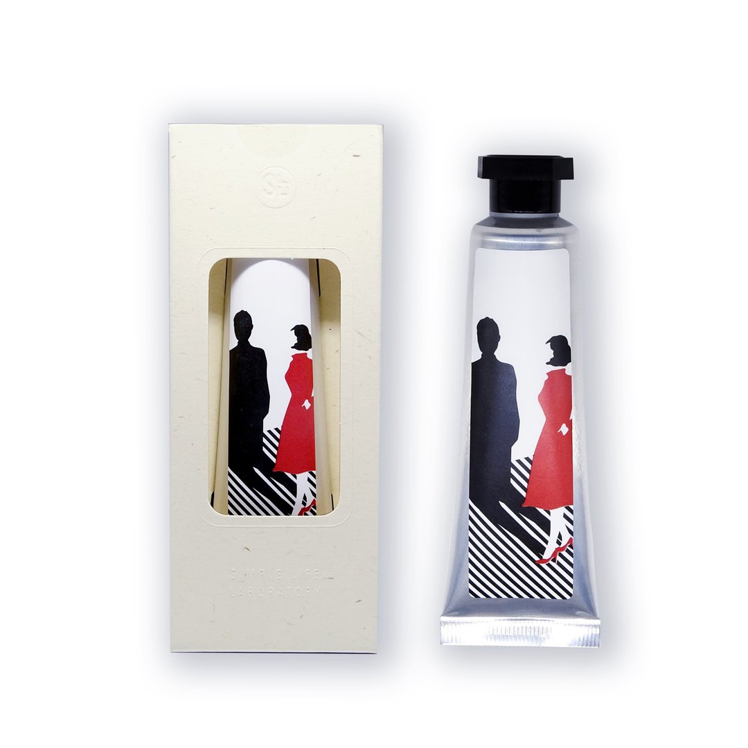 插画香氛护手霜 / Red and Black系列 / Miss(蔓越莓) - 手足保养 - 其他材质 红色