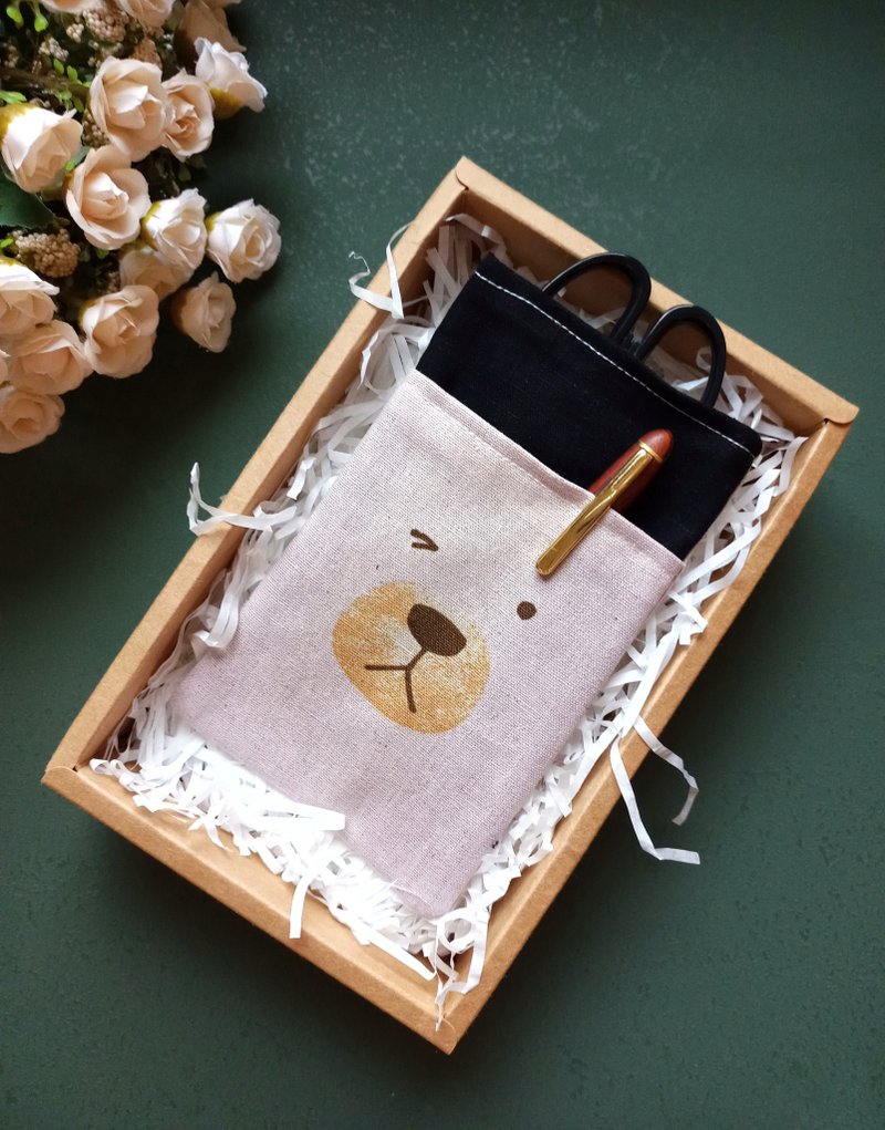 (岁末回馈)手工缝制-护理师/医师 双层笔袋-配色款 - 铅笔盒/笔袋 - 棉．麻 多色