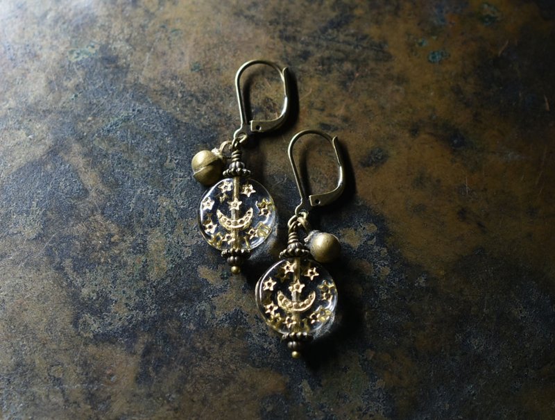 圣者串珠与小民族铃铛耳环 透明款 - 耳环/耳夹 - 玻璃 透明