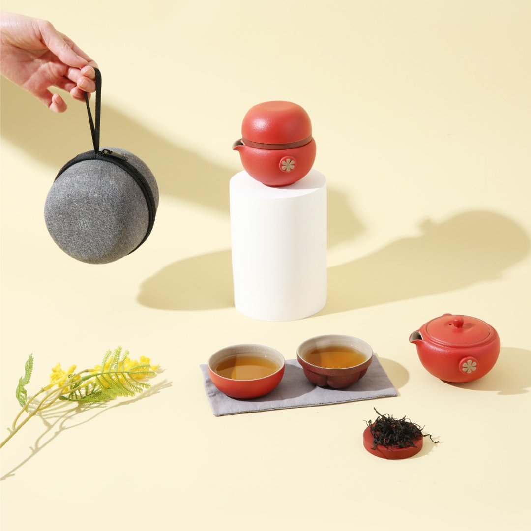 【礼物首选】陆宝 知足常乐旅行组 一壶两杯 + 便携包 旅行茶具 - 茶具/茶杯 - 陶 红色