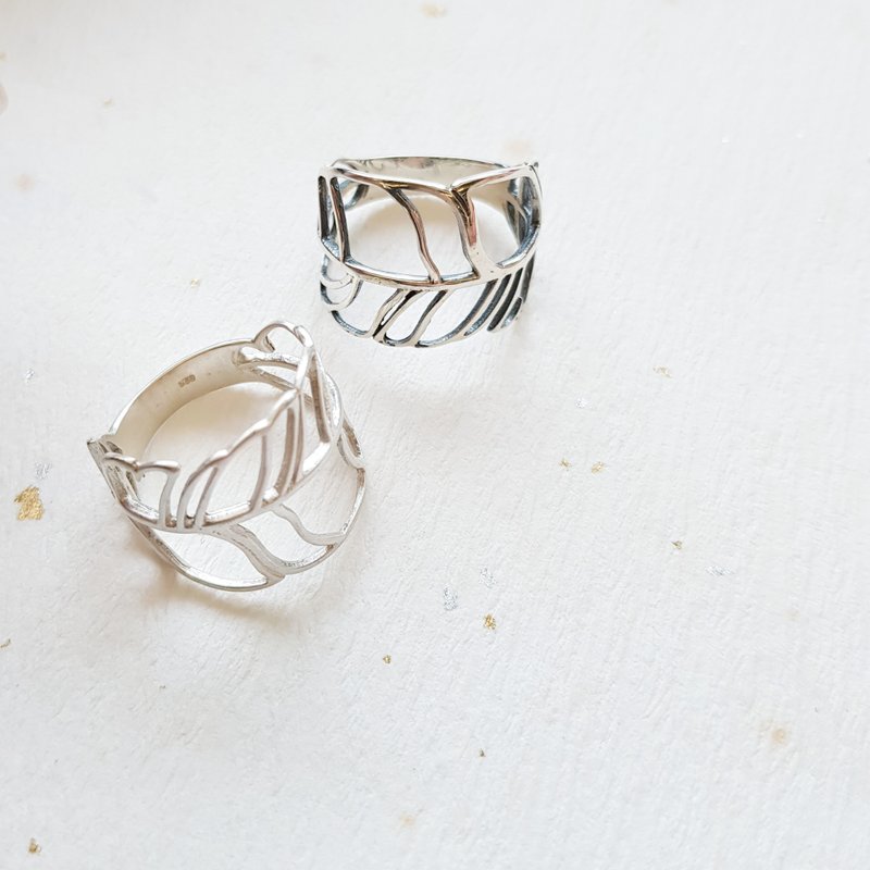 925纯银饰 纯黄铜饰 玫瑰金 抗过敏 缕空细致羽毛宽版戒指 - 戒指 - 纯银 银色