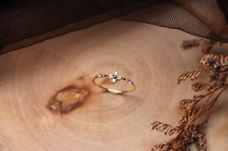 【华凛a kari系列】k18钻石小花公主戒 - 戒指 - 贵金属 金色