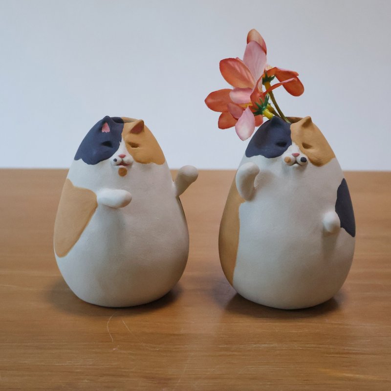 三花招财猫花器 摆饰 - 花瓶/陶器 - 陶 卡其色