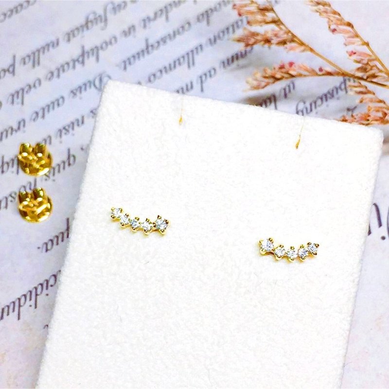 【茉莉亚缇 Moriarty Jewelry】14K 黄K金 微笑 小钻耳环 - 耳环/耳夹 - 钻石 