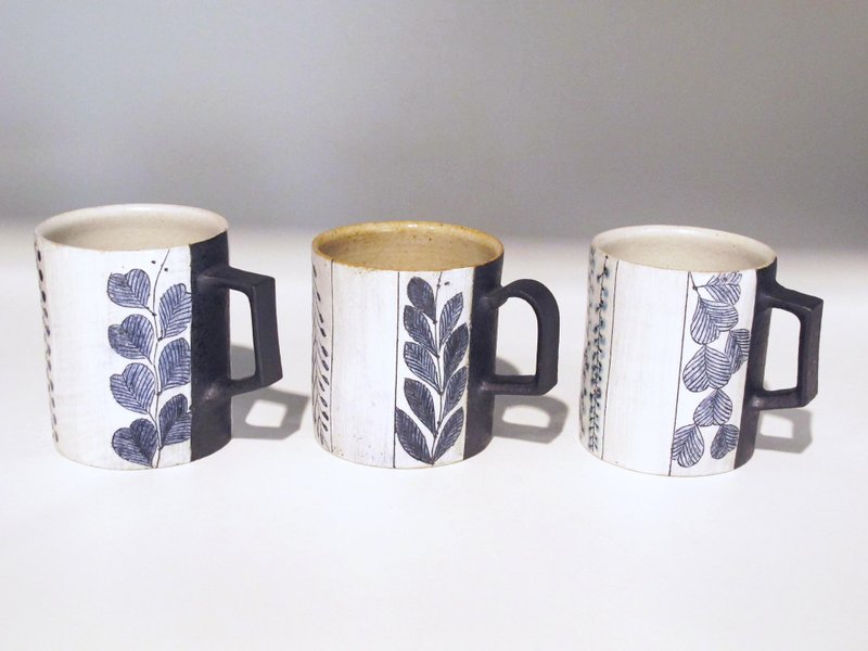 刻花马克杯 - 其他杯子 - 陶 卡其色