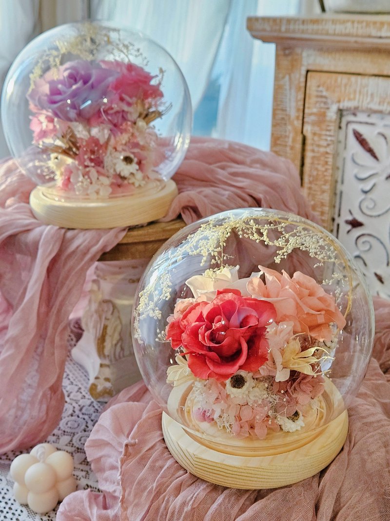 【日本永生花】不凋玫瑰玻璃罩夜灯 开幕 送礼 生日  圣诞 情人 - 干燥花/捧花 - 植物．花 