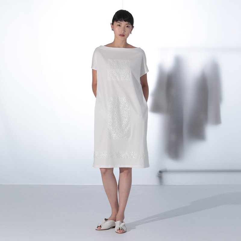 蕾丝拼接连袖膝上洋装 - 洋装/连衣裙 - 棉．麻 白色