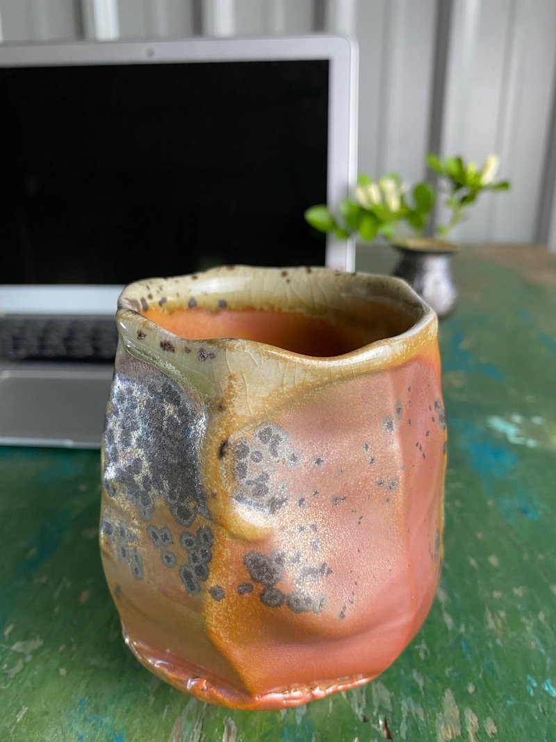 柴烧手作马克杯 改变系列 - 其他杯子 - 陶 