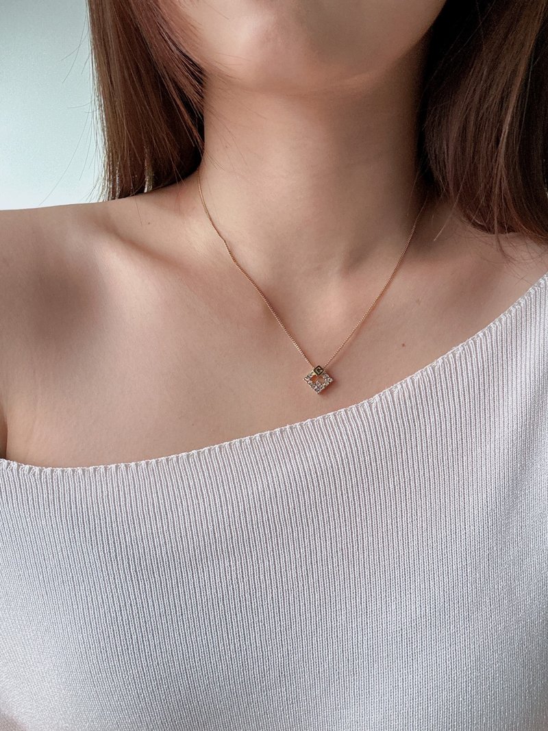 中古美品 Givenchy 纪梵希 皓石项链 - 项链 - 其他金属 金色