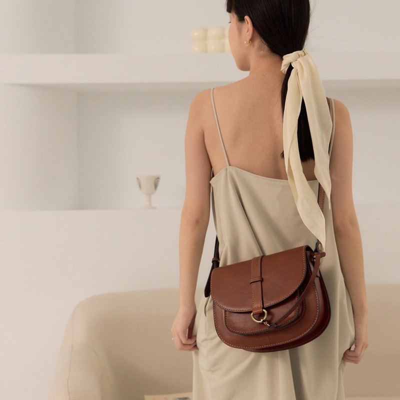 扣环牛革肩背包 - 侧背包/斜挎包 - 真皮 咖啡色