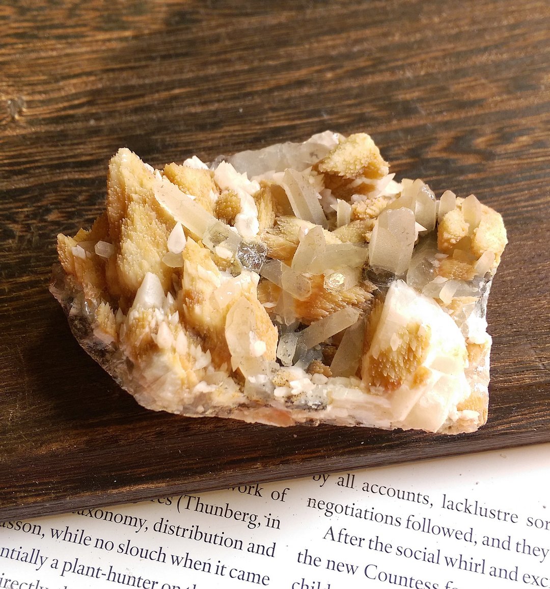 Calcite 湖北产地 方解石 水晶共生矿 天然矿石 原矿 - 摆饰 - 其他材质 