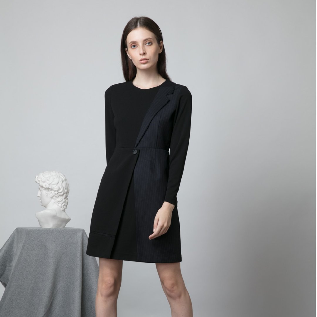 FW19条纹西装领长袖连身裙-香港原创品牌Lapeewee - 洋装/连衣裙 - 棉．麻 黑色