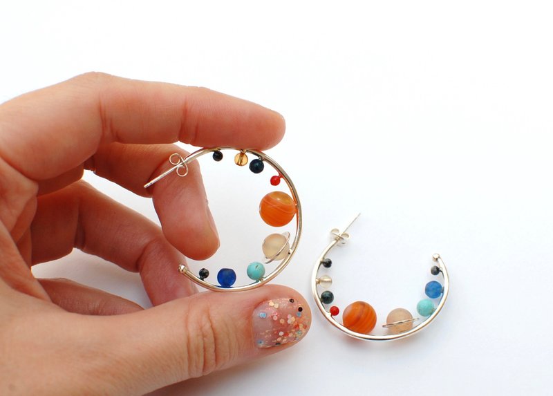 纯银太阳系耳环 自然石珠手工制作 - 耳环/耳夹 - 银 银色