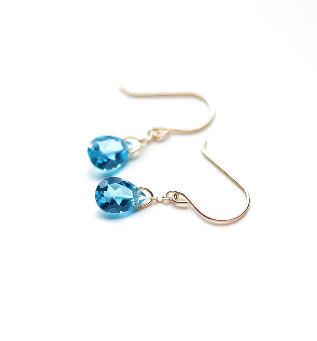 November Birthstone Swiss Blue Topaz (Pear Shape) K10 Hook Earrings ~ ESPOIR ~ - 耳环/耳夹 - 宝石 蓝色