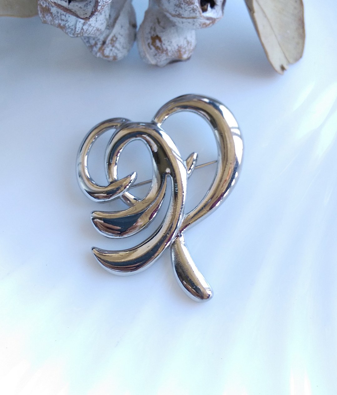Vintage Jewelry 银色调 摩登 流线 线条 别针 胸针 - 徽章/别针 - 其他金属 金色