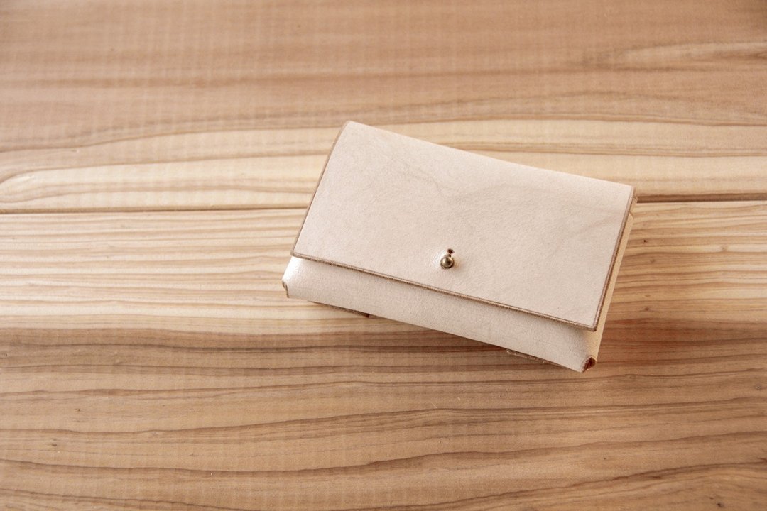 [Made to order] card case ivory - 名片夹/名片盒 - 真皮 白色