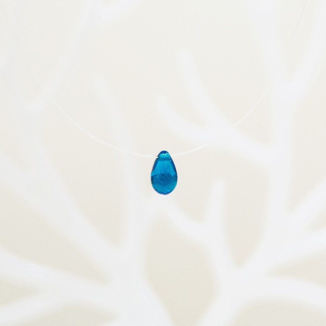 人鱼的眼泪．透明国度隐形项链 (锁骨链)   / 琉璃水晶 / 水滴项链 - 锁骨链 - 玻璃 蓝色