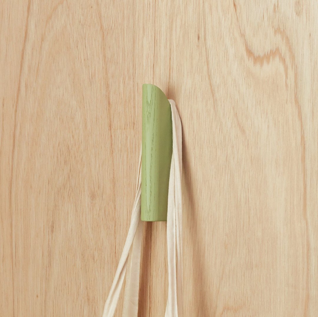 SLIDE Hook | 白蜡木挂钩 | 绿 - 其他家具 - 木头 绿色