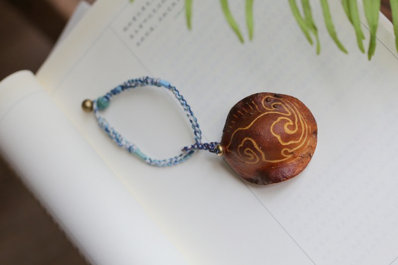 No.8-原創手作 & 植物果壳 | 蓝花楹雕刻  藏式编绳 | 一物一图 - 吊饰 - 植物．花 蓝色