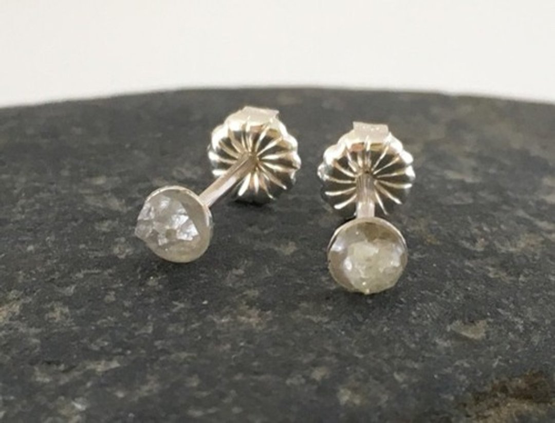 Natural diamond rough ◇ SV stud earrings - 耳环/耳夹 - 宝石 
