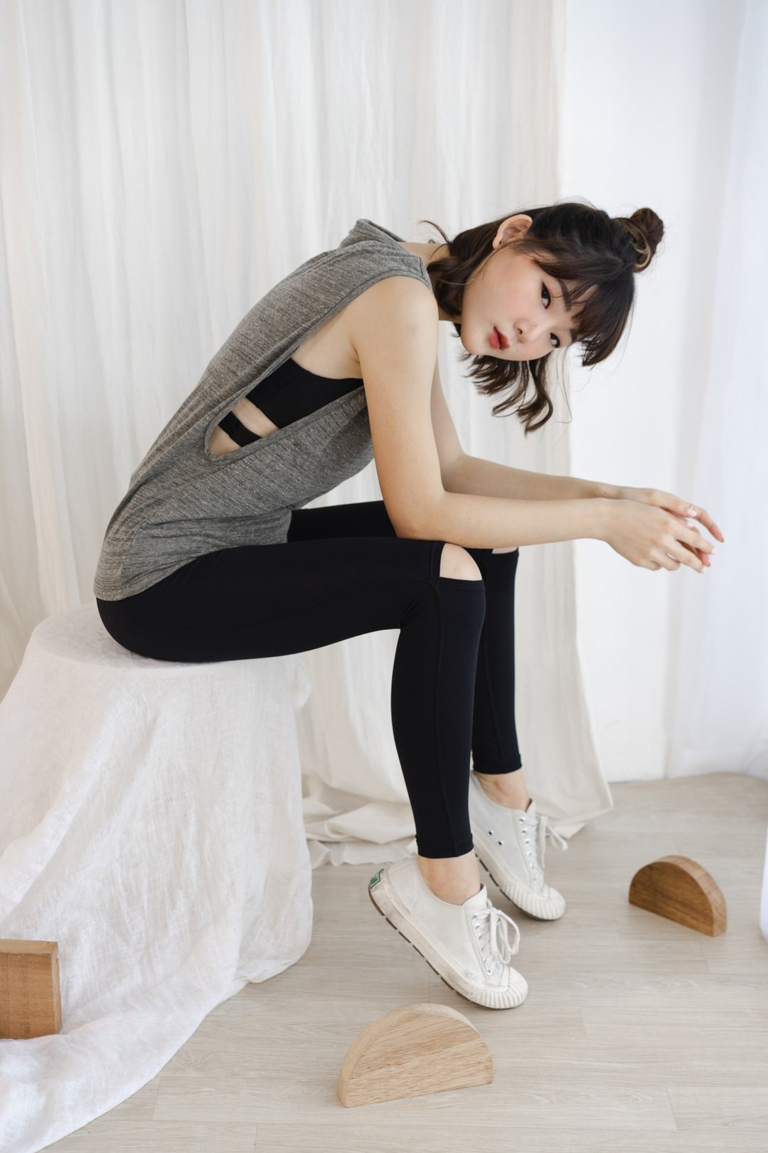 Sleeveless Slub Tank Tops Sport Style - With Special Side-body Design - 女装 T 恤 - 棉 绿色
